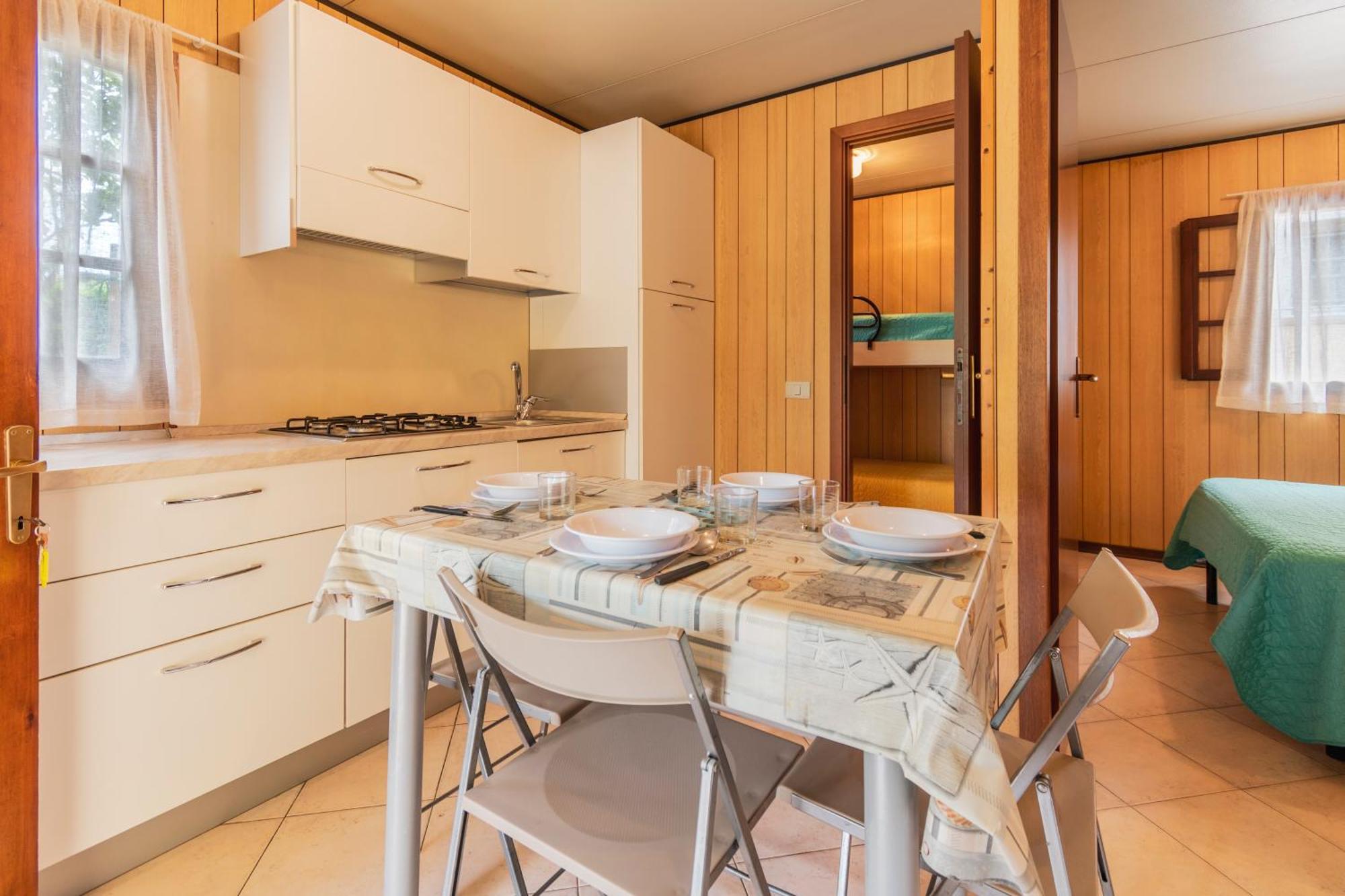 Camping Apuano مارينا دي ماسا المظهر الخارجي الصورة